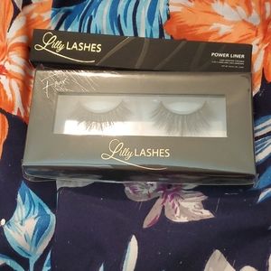Lilly lashes